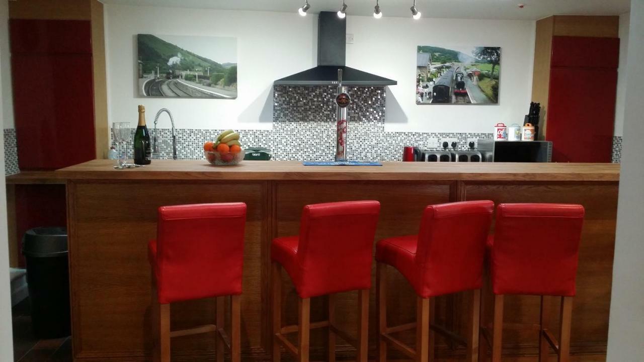 Welsh Row House Apartment Llandegla Exterior photo